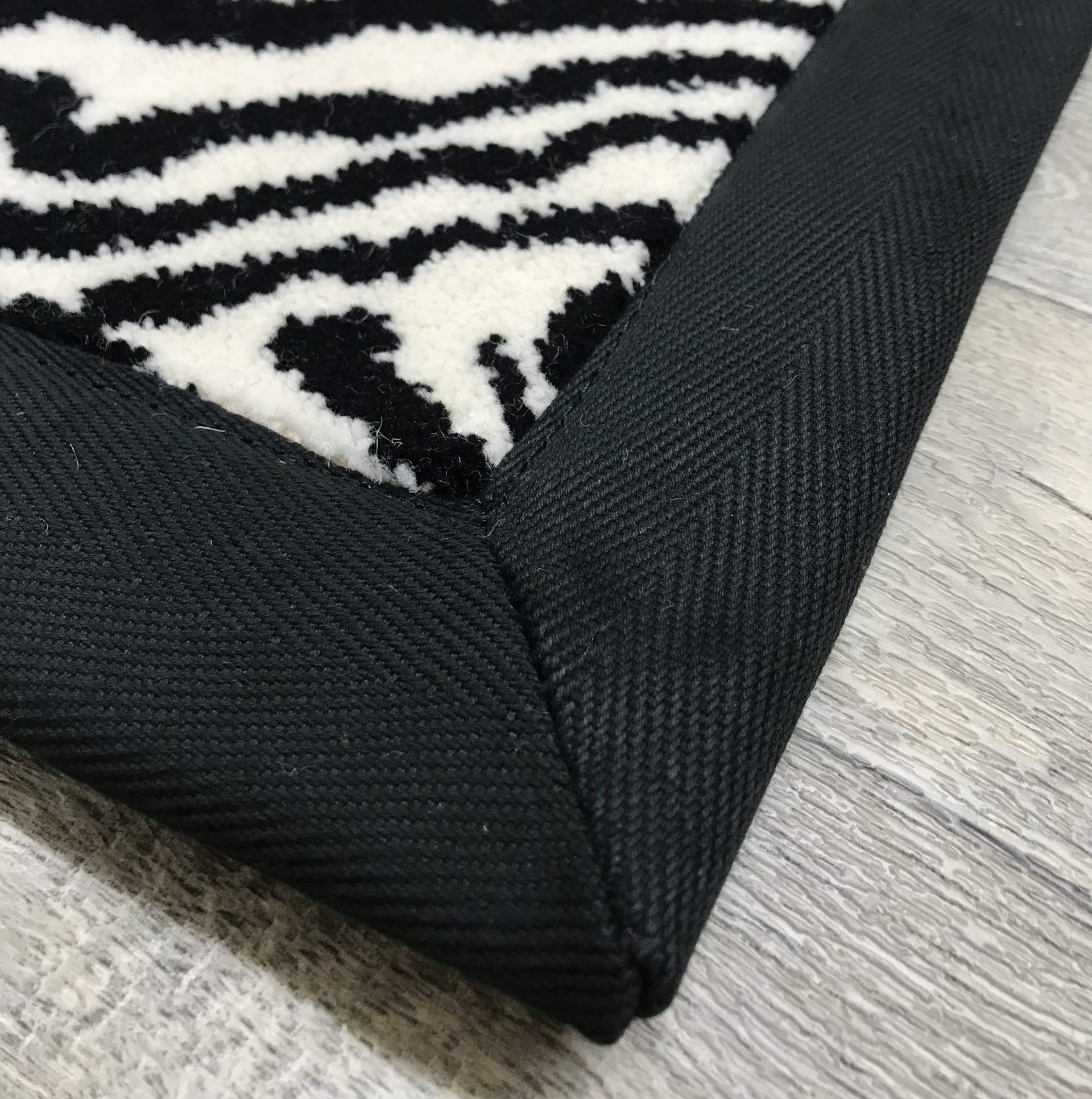 Island Carpet Binding Whipping, Binding, Fitting on the Isle of Wight